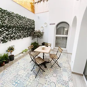 Casa Kalameta Apartment